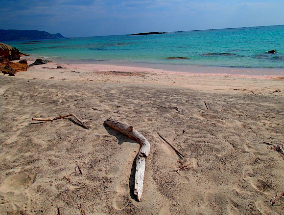ELAFONISSI BEACH
