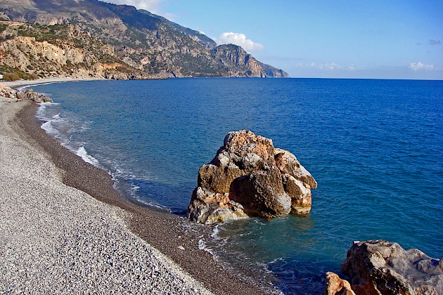 Hire A Luxury Van With A Driver Sougia