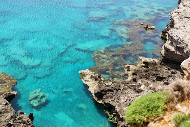 Menies Beach And Hironisia Bay Cruise - Boat Tours